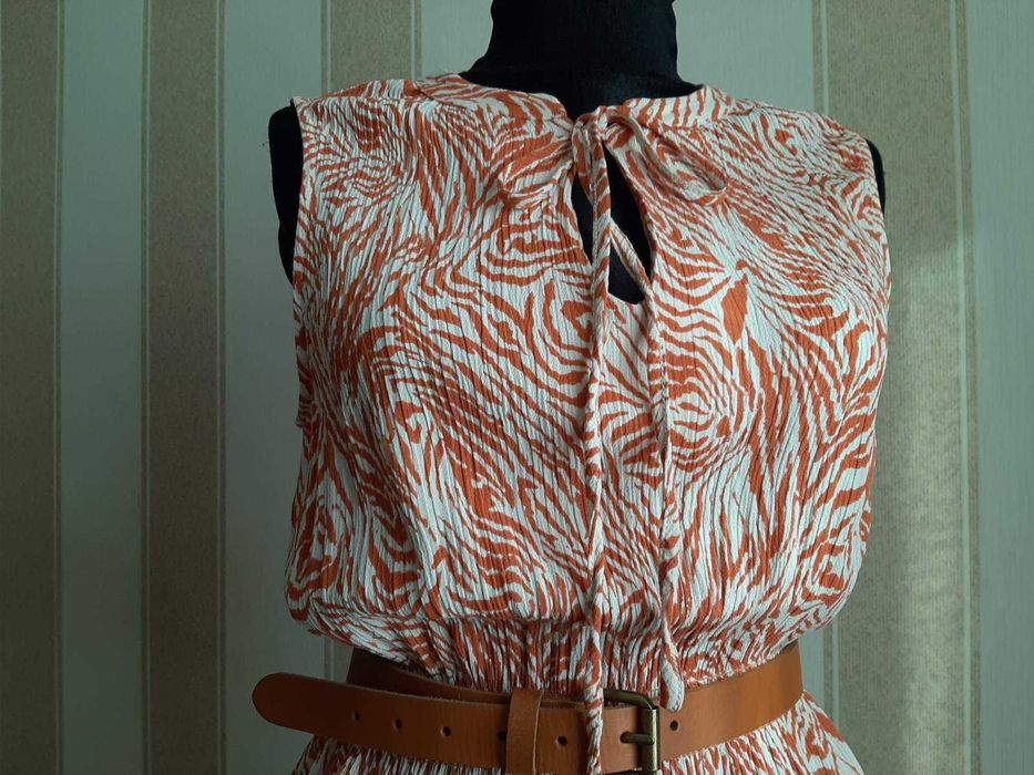 Сукня, плаття літнє, максі\міді. НОВА сукня. 100% віскоза.