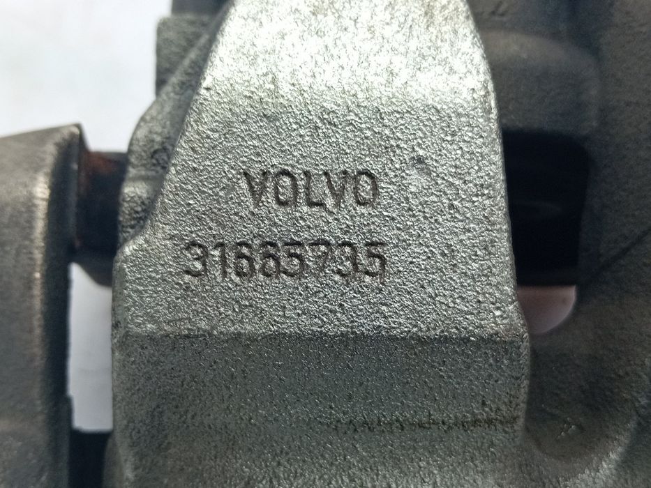 Pinça travão / maxila de travão frente esquerda VOLVO V60 II Cross Cou