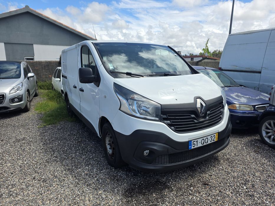 Renault traffic 1.6dci avariada