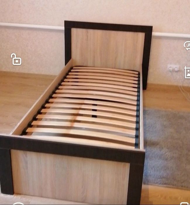 Ліжко односпальне