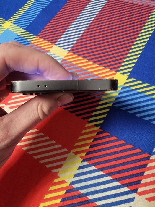 Оригінал! Samsung S24 8/128 Snapdragon 8 gen3 AT&T Lock