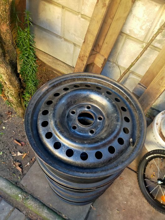 Felgi stalowe R16, R15