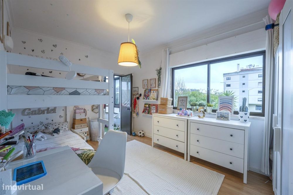 Apartamento T2 em Belas