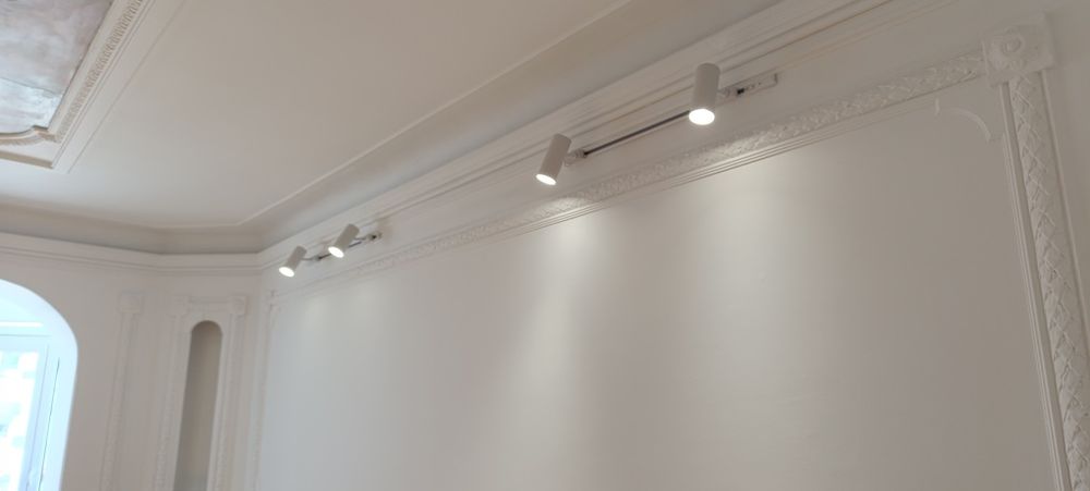 Serviços ar condicionado e eletricidade