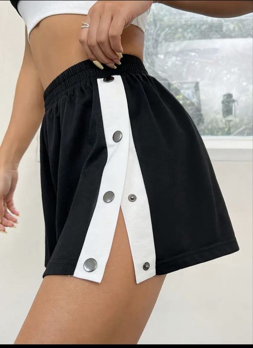 Продам жіночі шорти