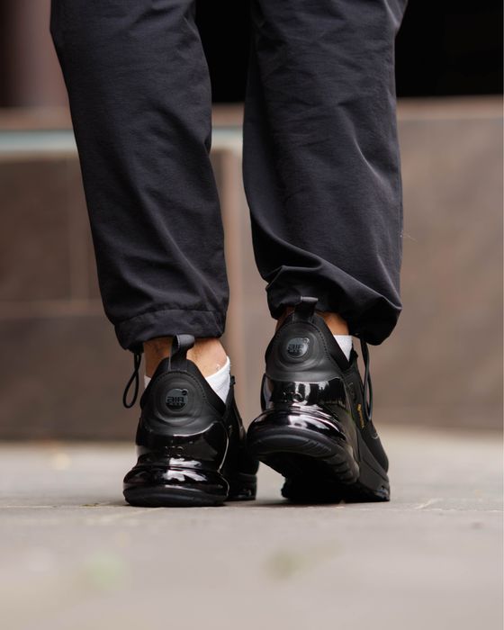 Nike Air Max 270 Gore-Tex Triple Black