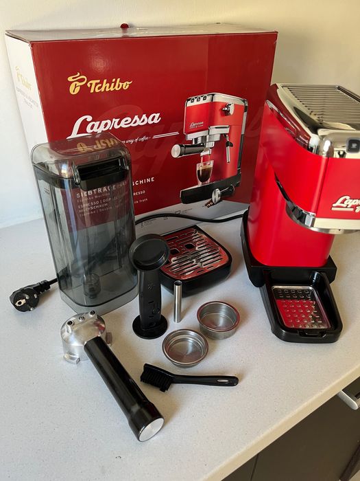 Ekspres kolbowy do kawy Tchibo Lapressa