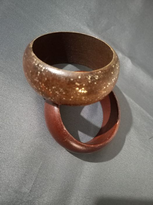 2 pulseiras de Madeira