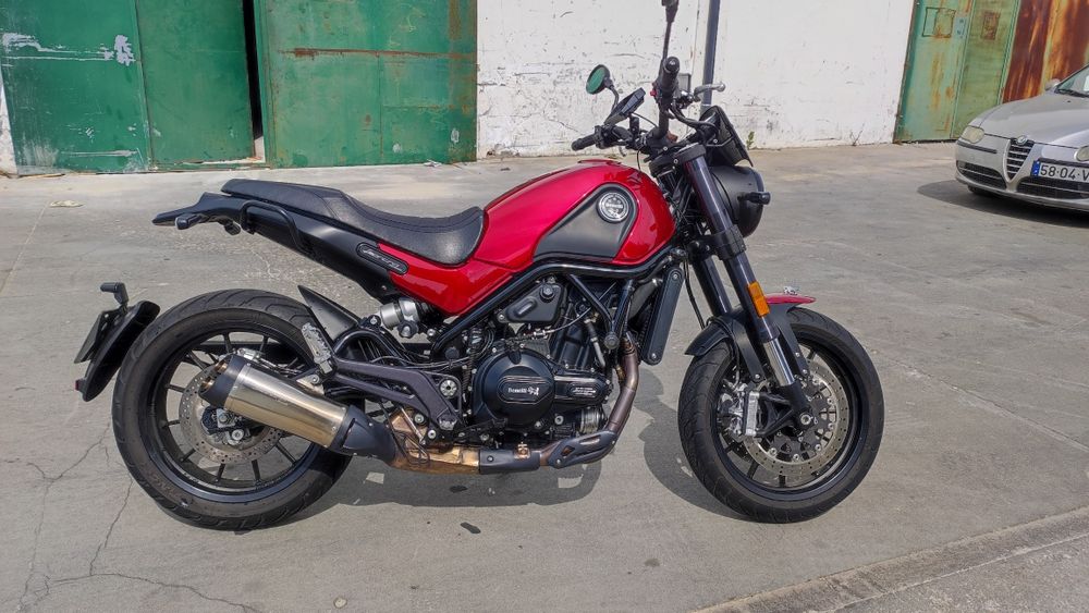 Benelli Leoncino 500 poucos kms