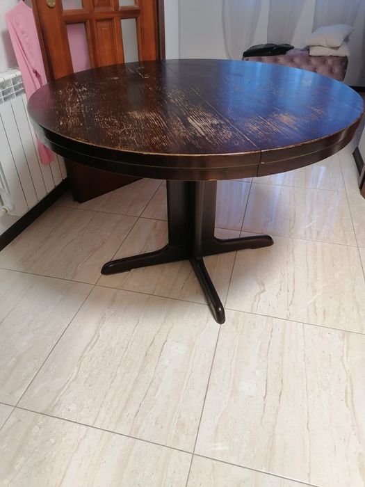 Stół okragly rozkladany