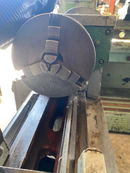 Продам токарний верстат ТВ 4(станок)