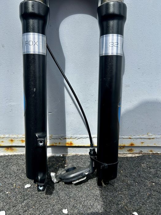 Fox 32 F- Series 100mm 26’’