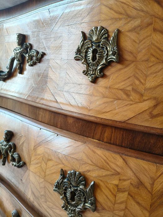 Cómoda estilo Luís XV - estilo francês