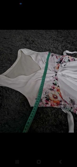 Piękna letnia sukieneczka rozmiar 34/36