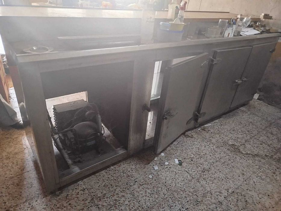 Balcão frigorífico para café