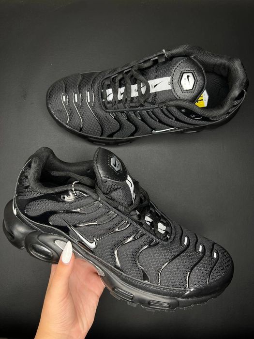 РОЗПРОДАЖ! Nike Air Max TN plus чоловічі чорні кросівки