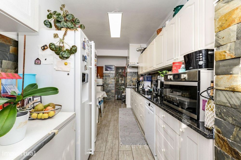 Apartamento T2 com 87 m² em excelente estado – São João da Talha