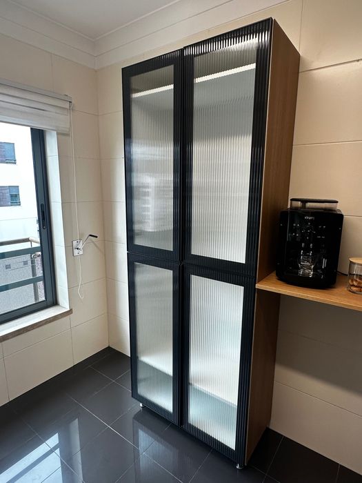 Móvel Alto IKEA como novo