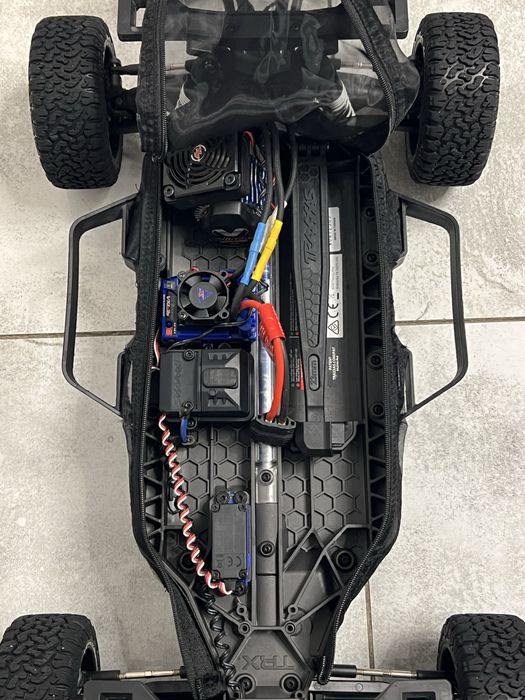 Traxxas raptor r rc 1:10