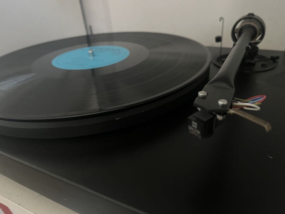 Gramofon Pro-ject 1.2