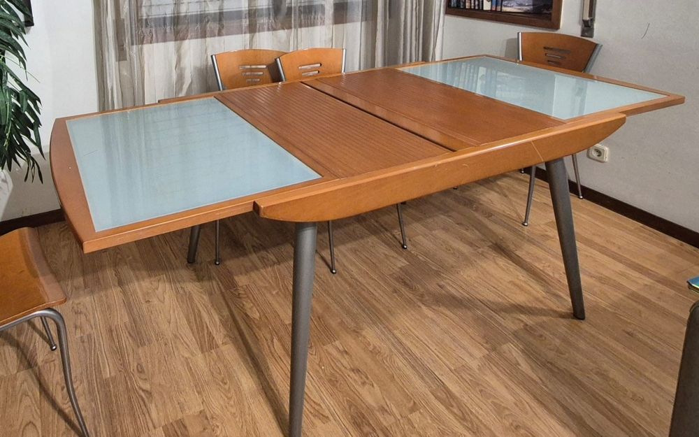 Mesa de jantar extensível