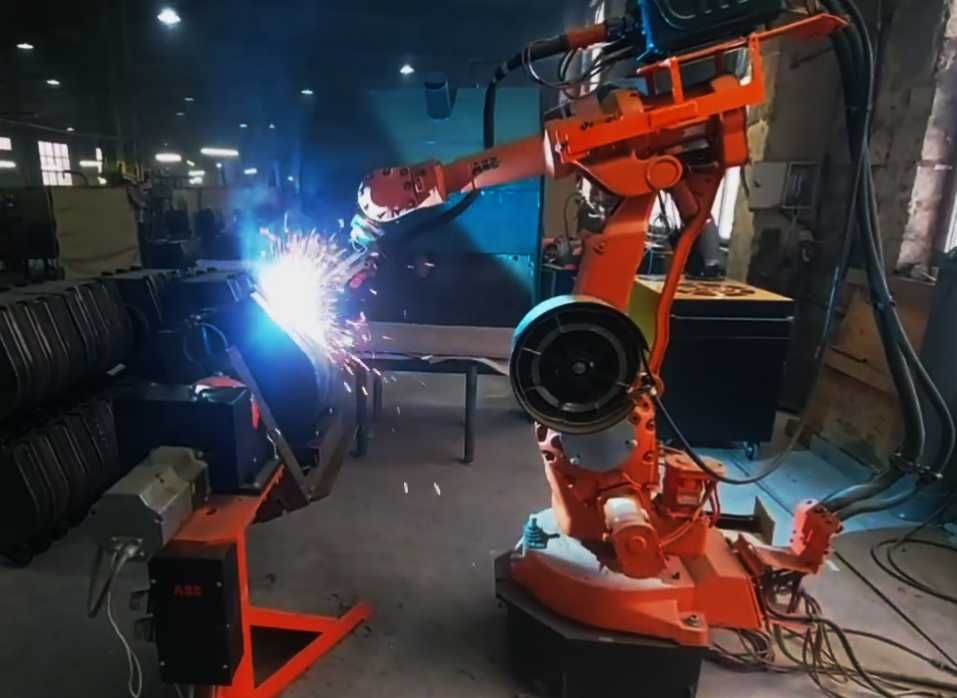 Послуги зварювання, промисловий робот. Тільки промислові обсяги.