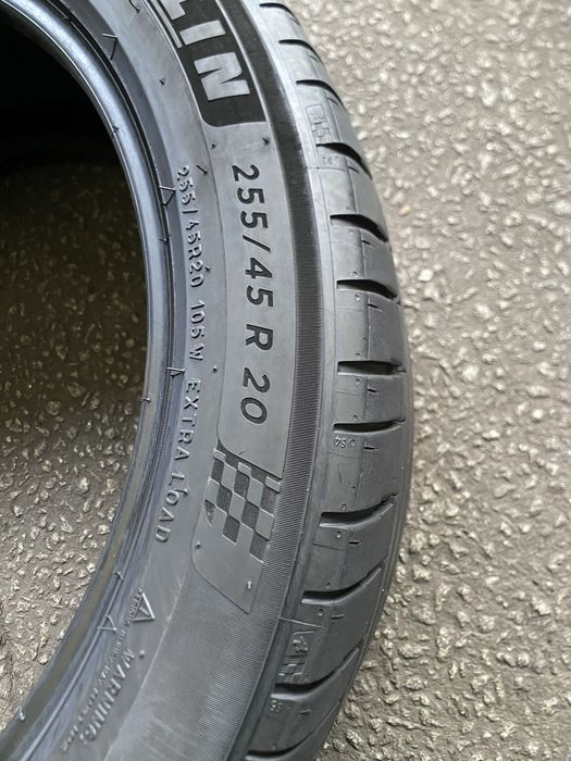255/45/20 Michelin Pilot Sport 4 SUV
