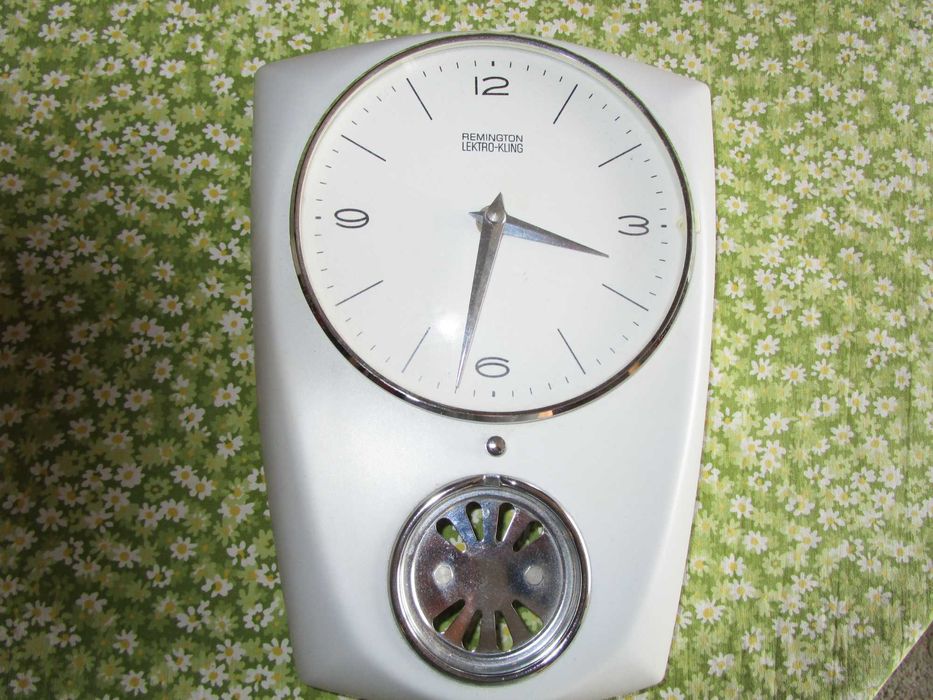 Zegar ścienny Remington lektro-kling z lat 70