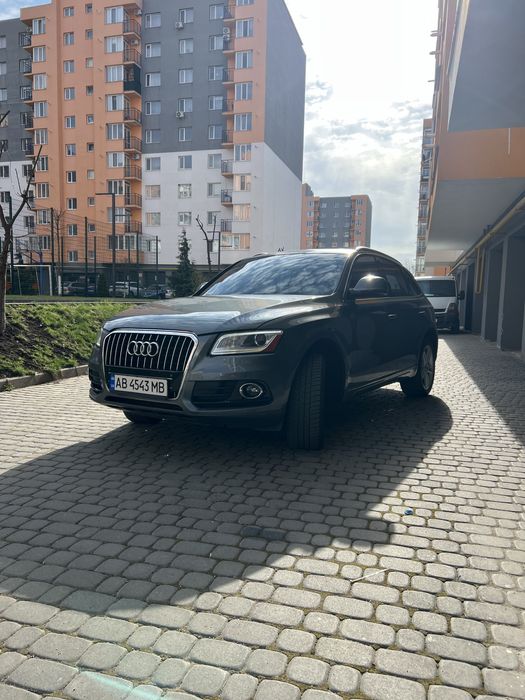 Продам Ауді Q5 Преміум плюс 2015 року 2.0 бензин