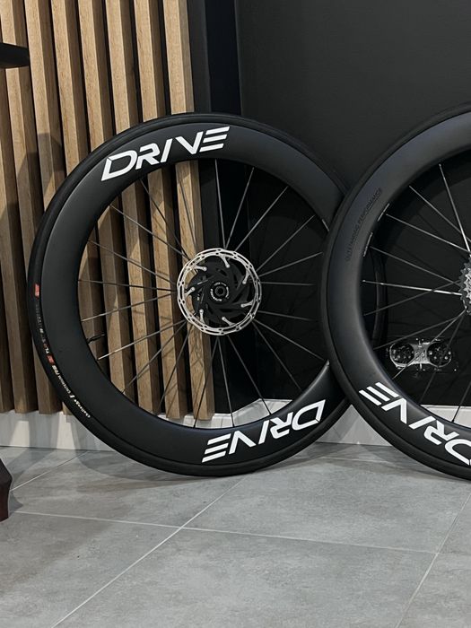 Koła karbonowe Elitewheels Drive 65D Sram