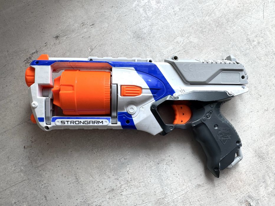 Nerf N-Strike Elite Strongarm
