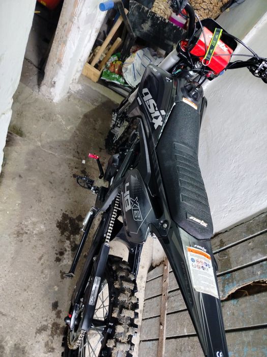Sprzedam asixa 125
