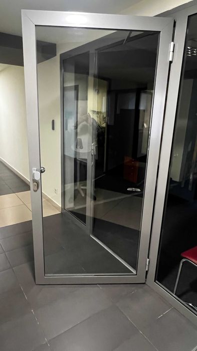 Drzwi Aluminiowe przeszklone