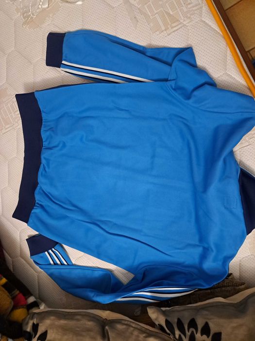 Adidas casaco L em bom estado