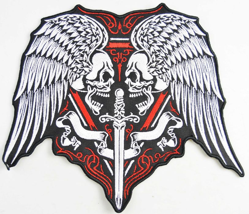 Naszywka czaszki ze skrzydłami i mieczem