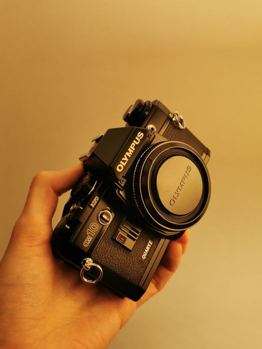 Плёночный фотоаппарат Olympus OM-10 Silver/Black + объективы