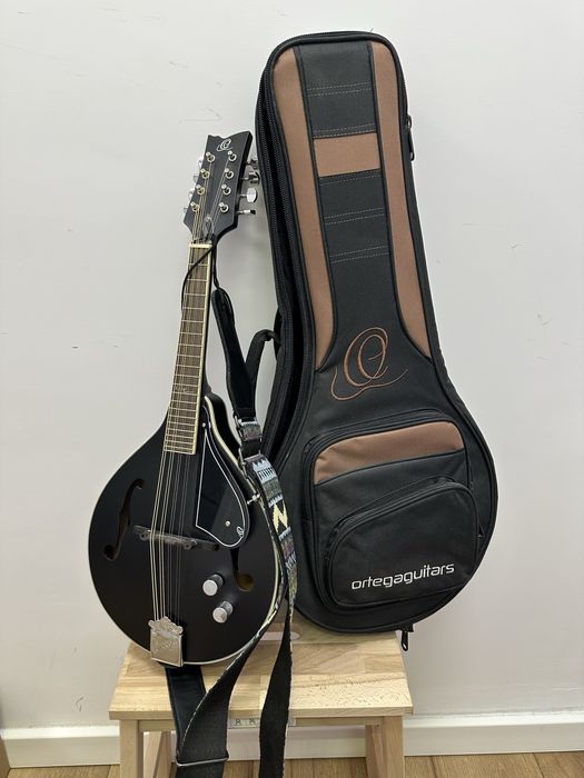 Mandolina elektroakustyczna Ortega - Stan Idealny