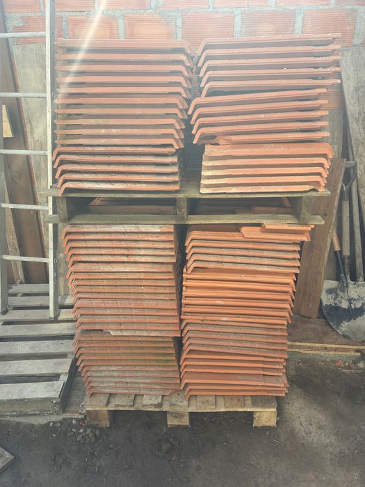 Telha francesa nova 500 peças