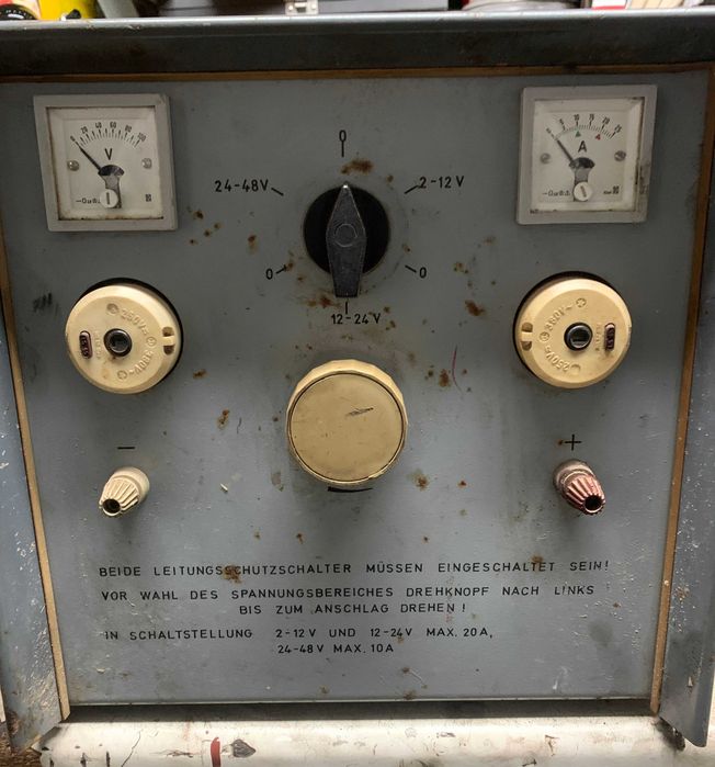 Prostownik DDR VEB 2v 6v 12v 24v 48v płynna regulacja  20A