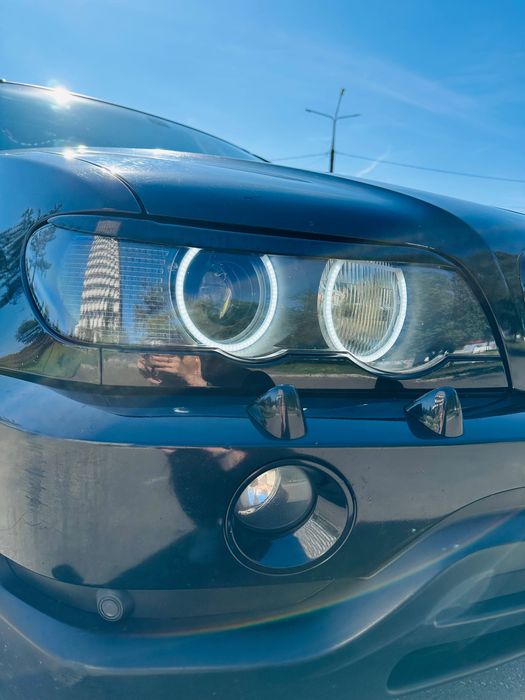 Продам BMW x5 e 53