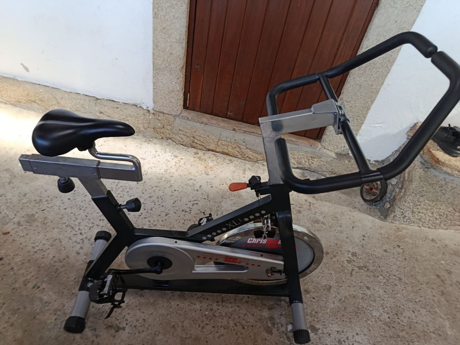 Bicicleta de prática desporto.