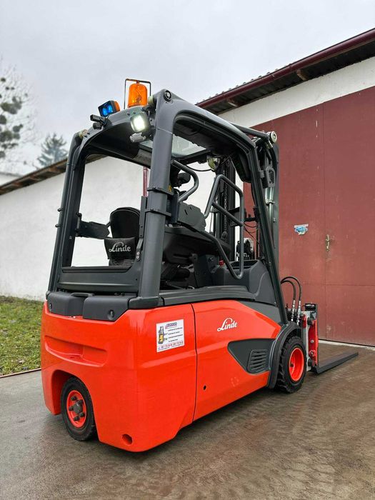 Штабелер електричний Навантажувач LINDE E18-02 1.8t 4.53m камера 2020