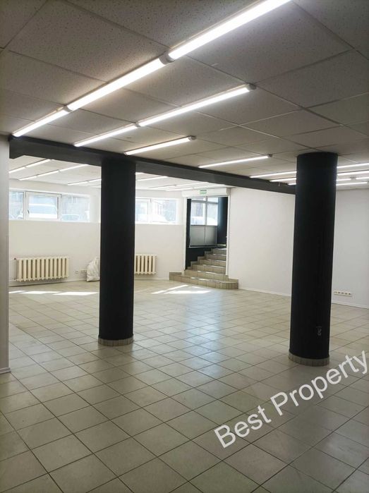 Магазин 122 м2 • Фасад 1й поверх • нежитлове • Академмістечко