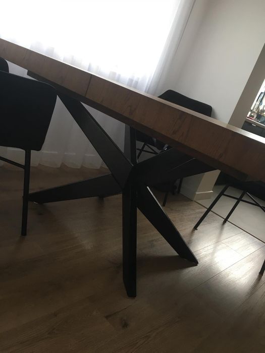 Sprzedam stół do salonu Model COZY 39