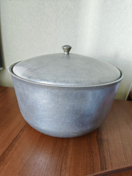 Казан алюминий гарний стан