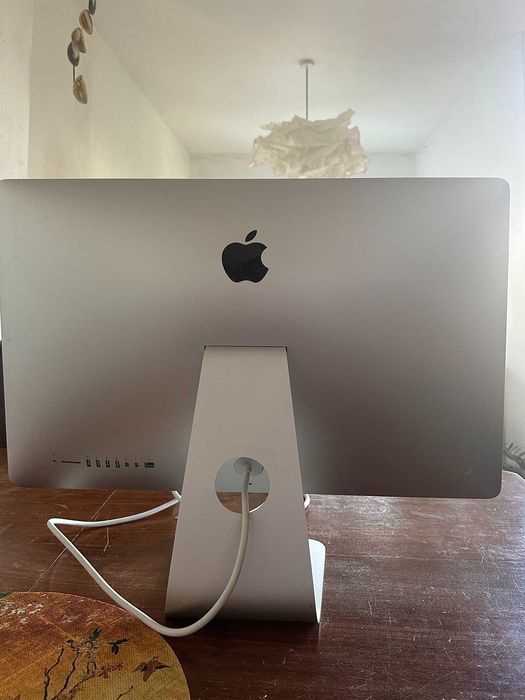 iMac 27” (A2115) – Para peças ou reparação