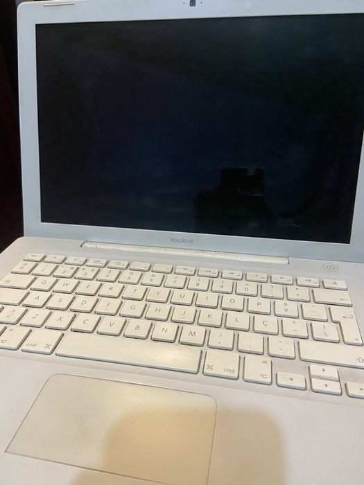 Macbook + Native Instruments Traktor Audio 2
