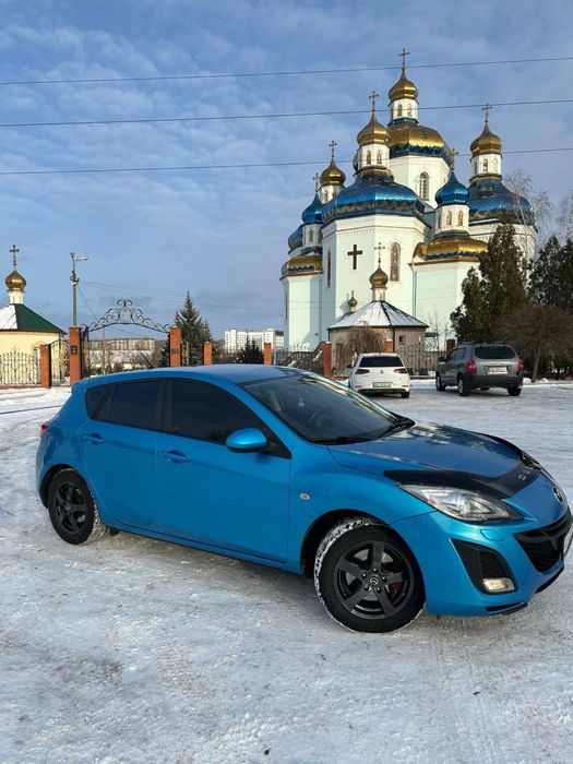 Mazda   2011  в супер ідеальному стані