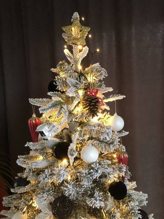 Choinka ośnieżona 180cm