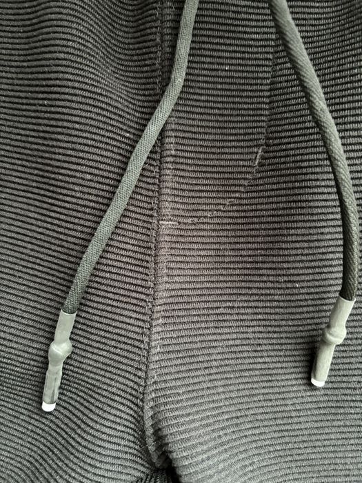 Mowe meskie spodenki Ombre Performance r.S